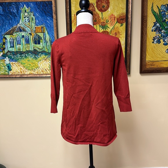 Red Cardigan with quarter sleeve - Picture 3 of 4